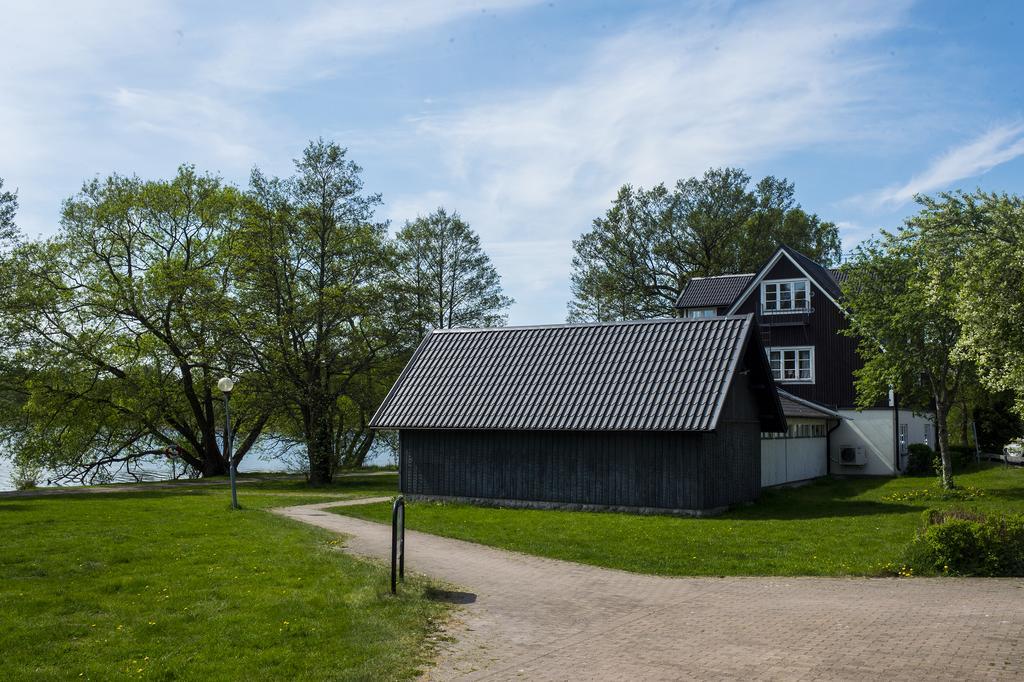 Hotell Sjoevillan Upplands Vasby Exterior photo